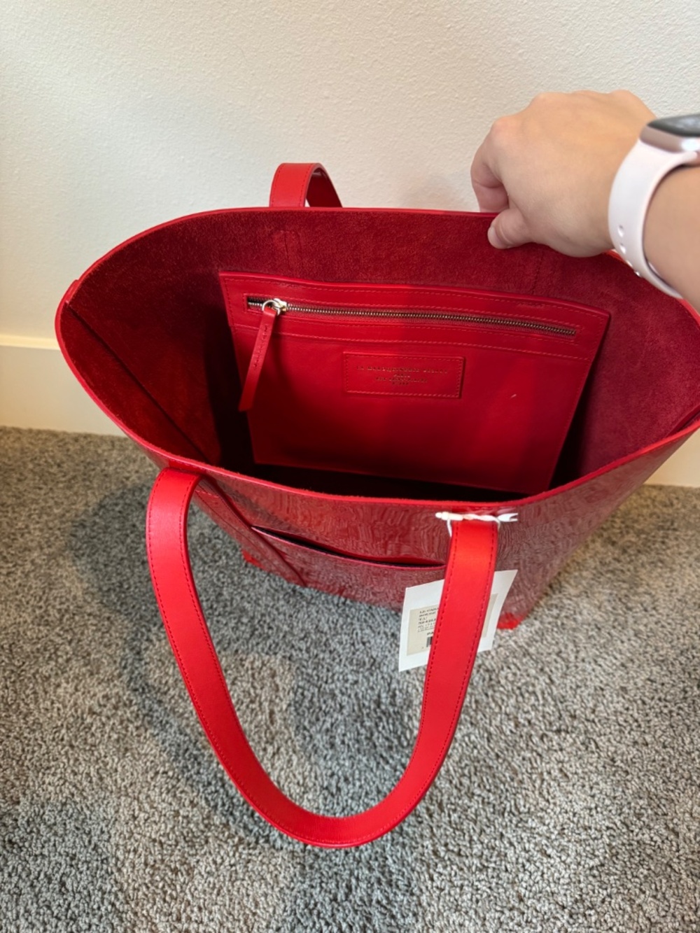 Sezane The Tote Patent Red - Picture 4 of 11
